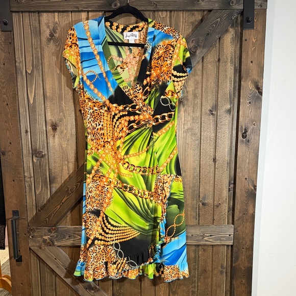 Joseph Ribkoff Dresses & Skirts - Joseph Ribkoff Bold Chain Print Mini Dress